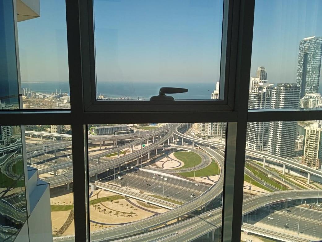 Floor, Jlt A, 8 Mins To Metro Great View Dubai