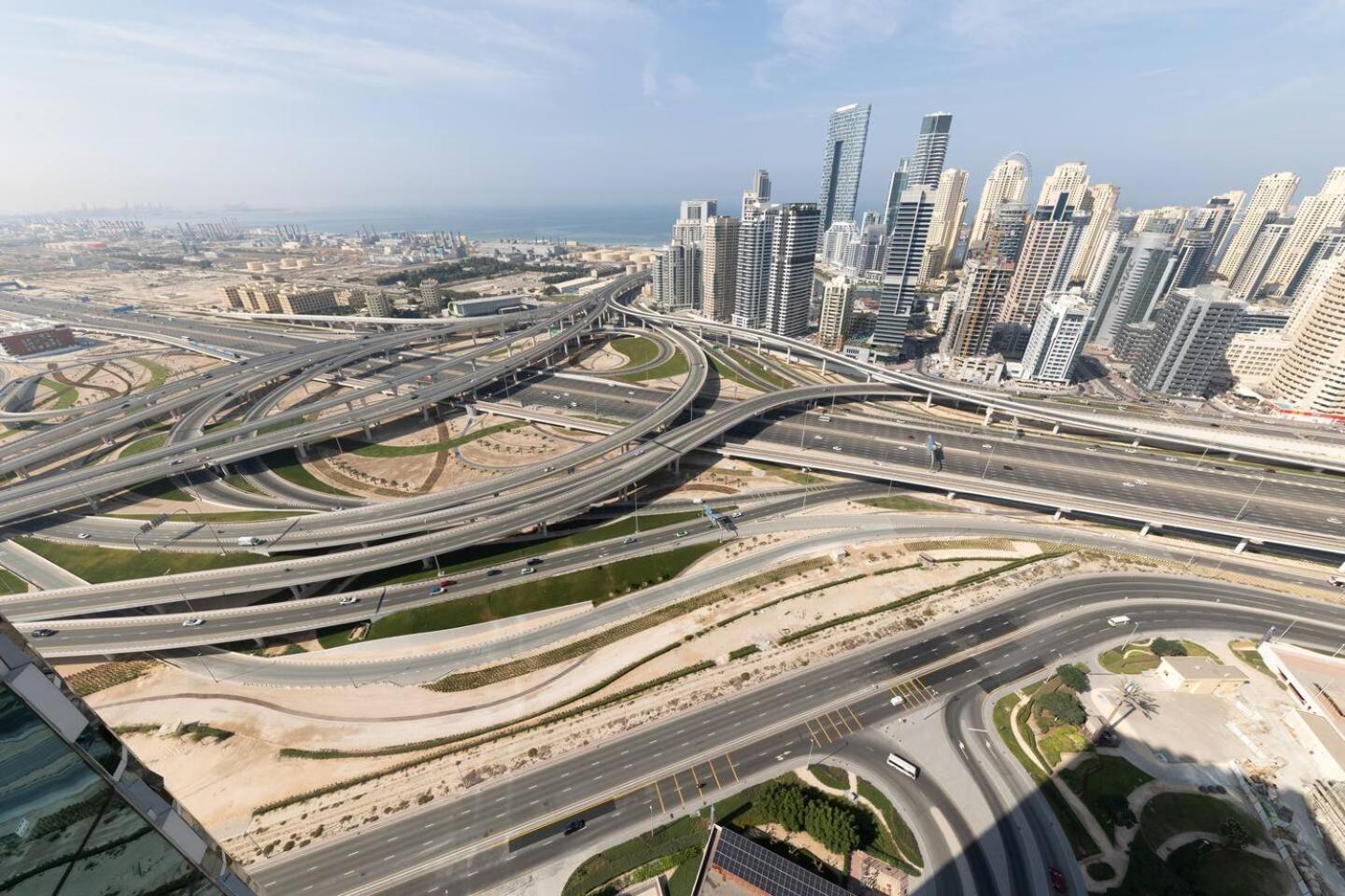 Apartment Floor, Jlt A, 8 Mins To Metro Great View