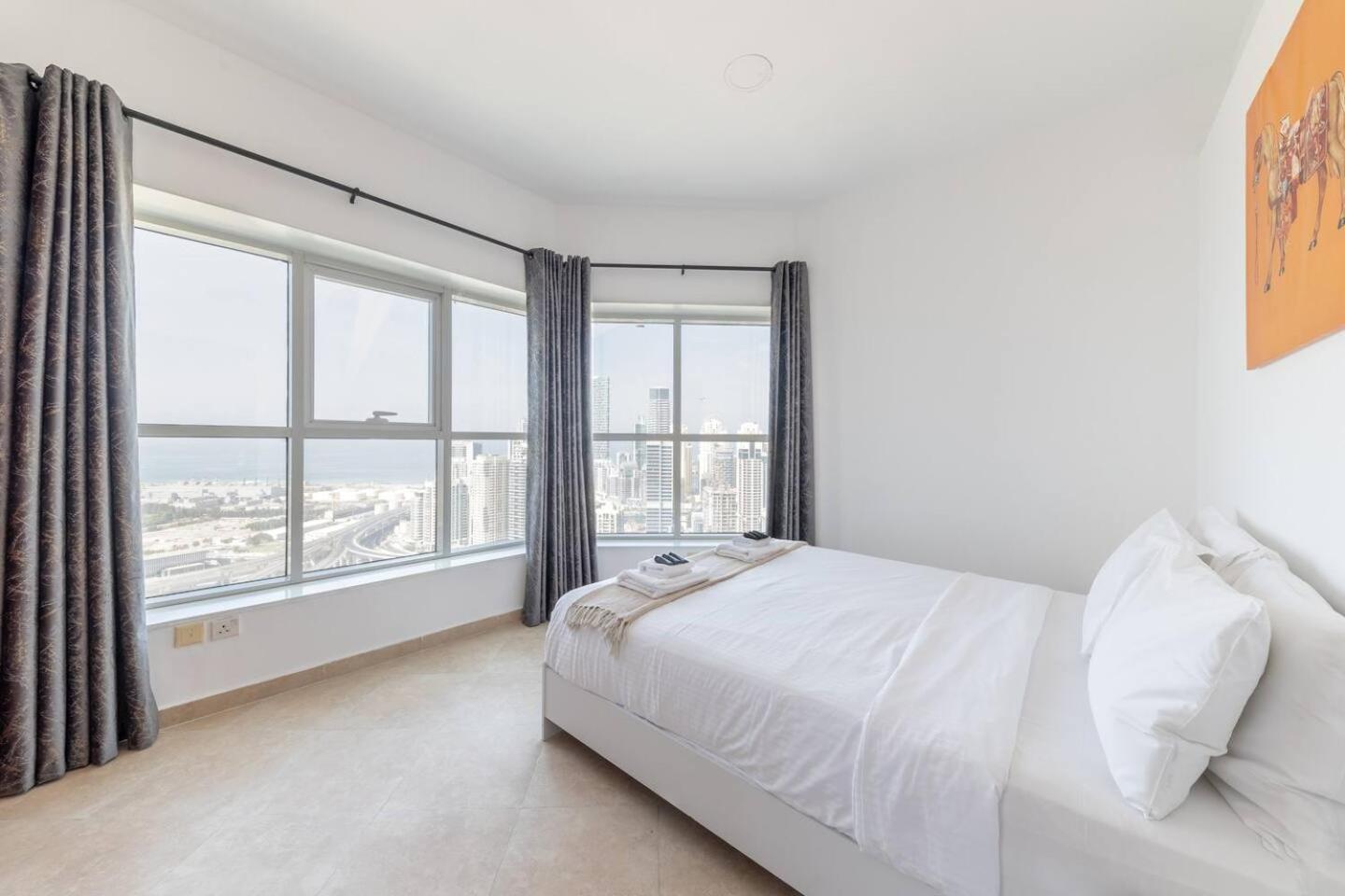 Floor, Jlt A, 8 Mins To Metro Great View Dubai