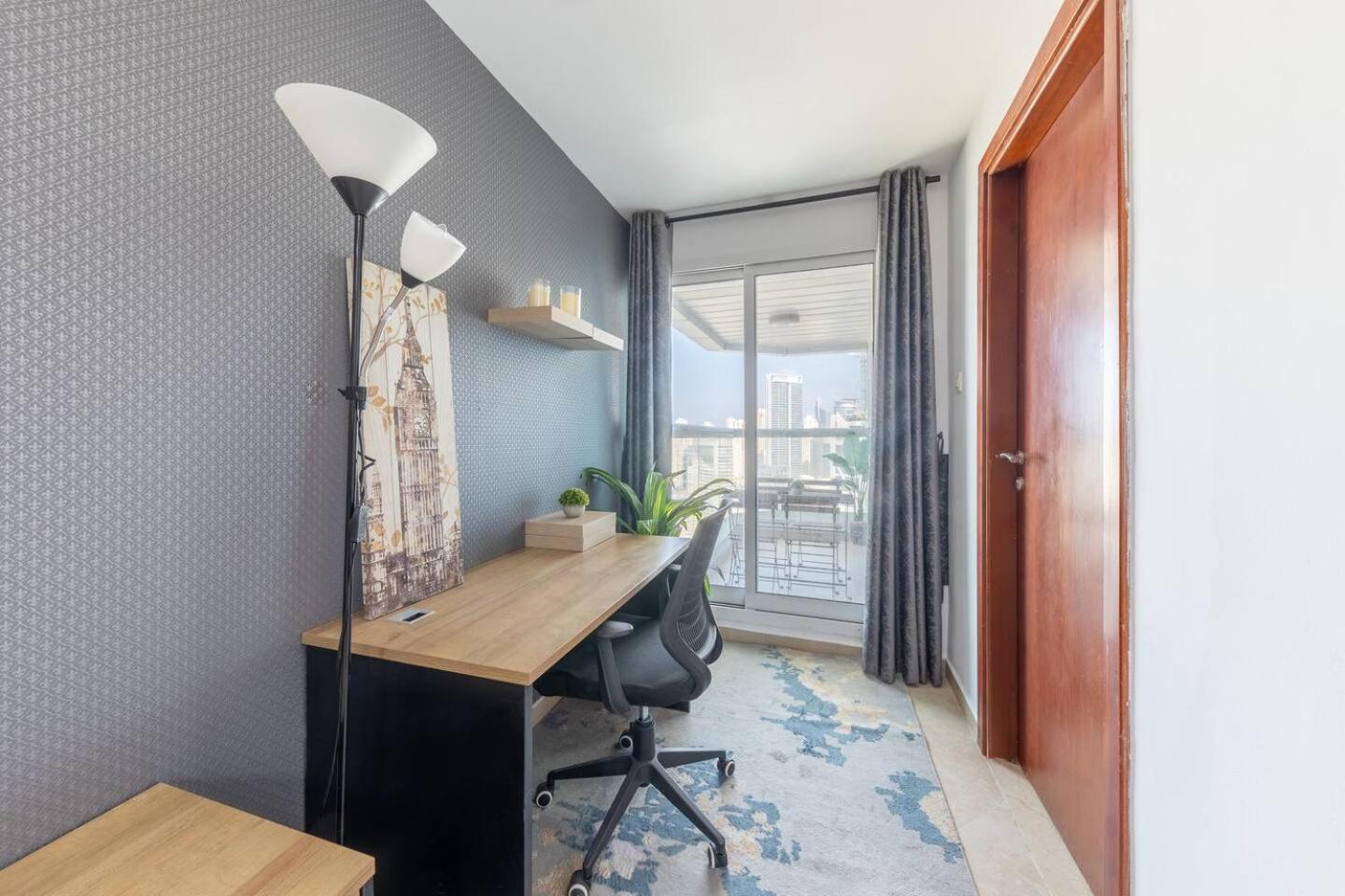 Floor, Jlt A, 8 Mins To Metro Great View * Dubai