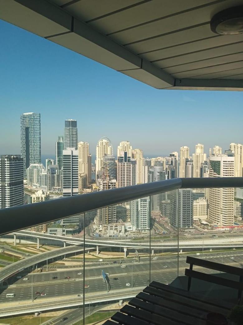 Floor, Jlt A, 8 Mins To Metro Great View