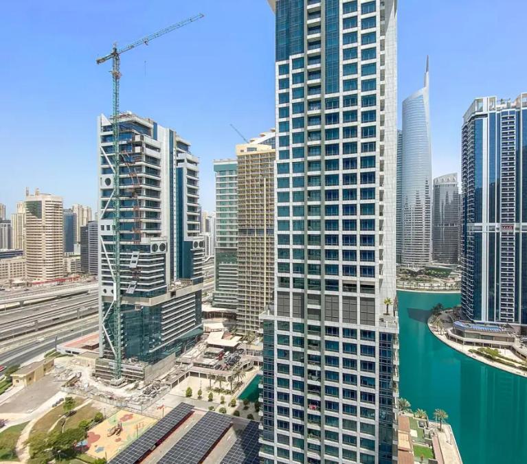 Apartment Floor, Jlt A, 8 Mins To Metro Great View *